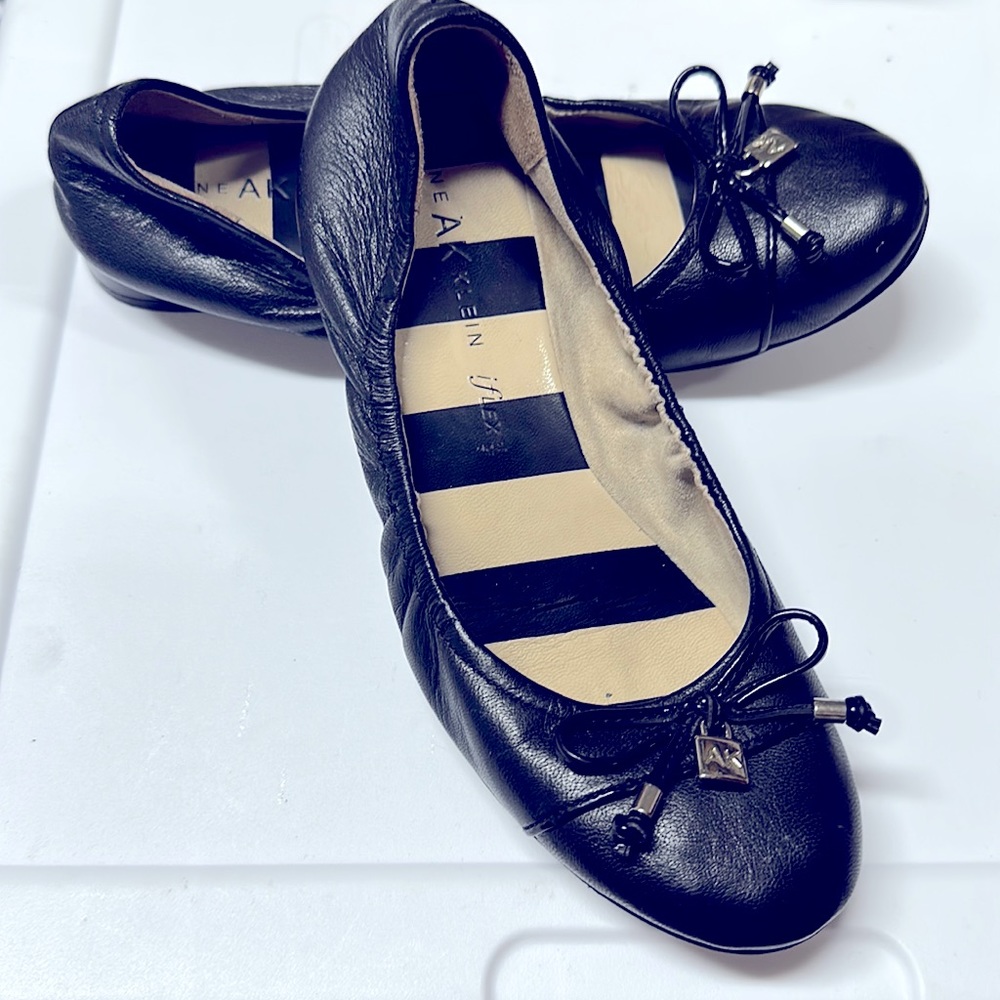 Anne Klein iflex black LEATHER flats size 6.5